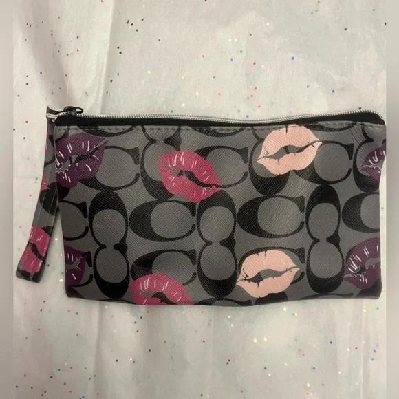 Cosmetic Bag - Picture 1 of 8
